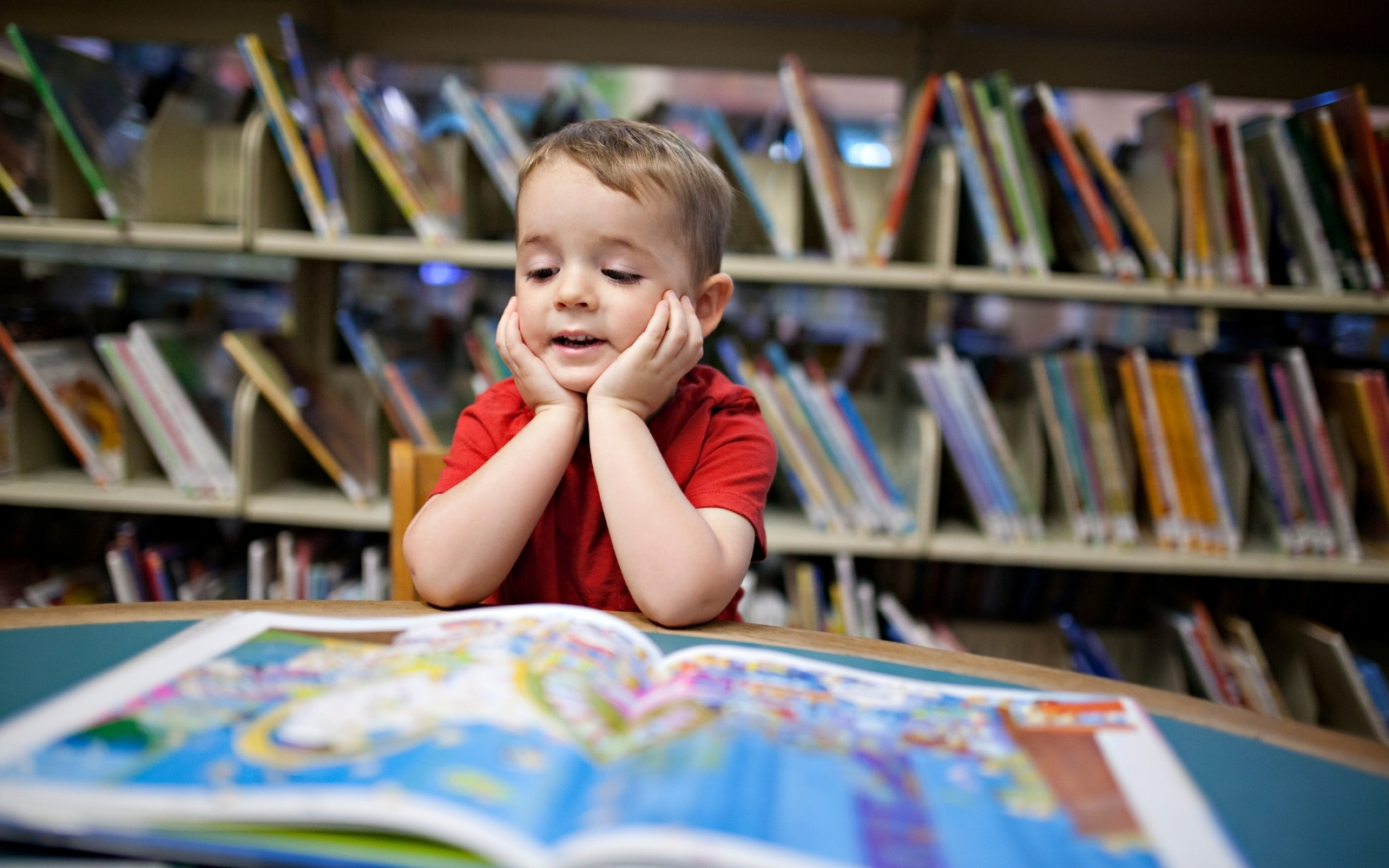 Como ajudar a criança a estudar durante a pandemia