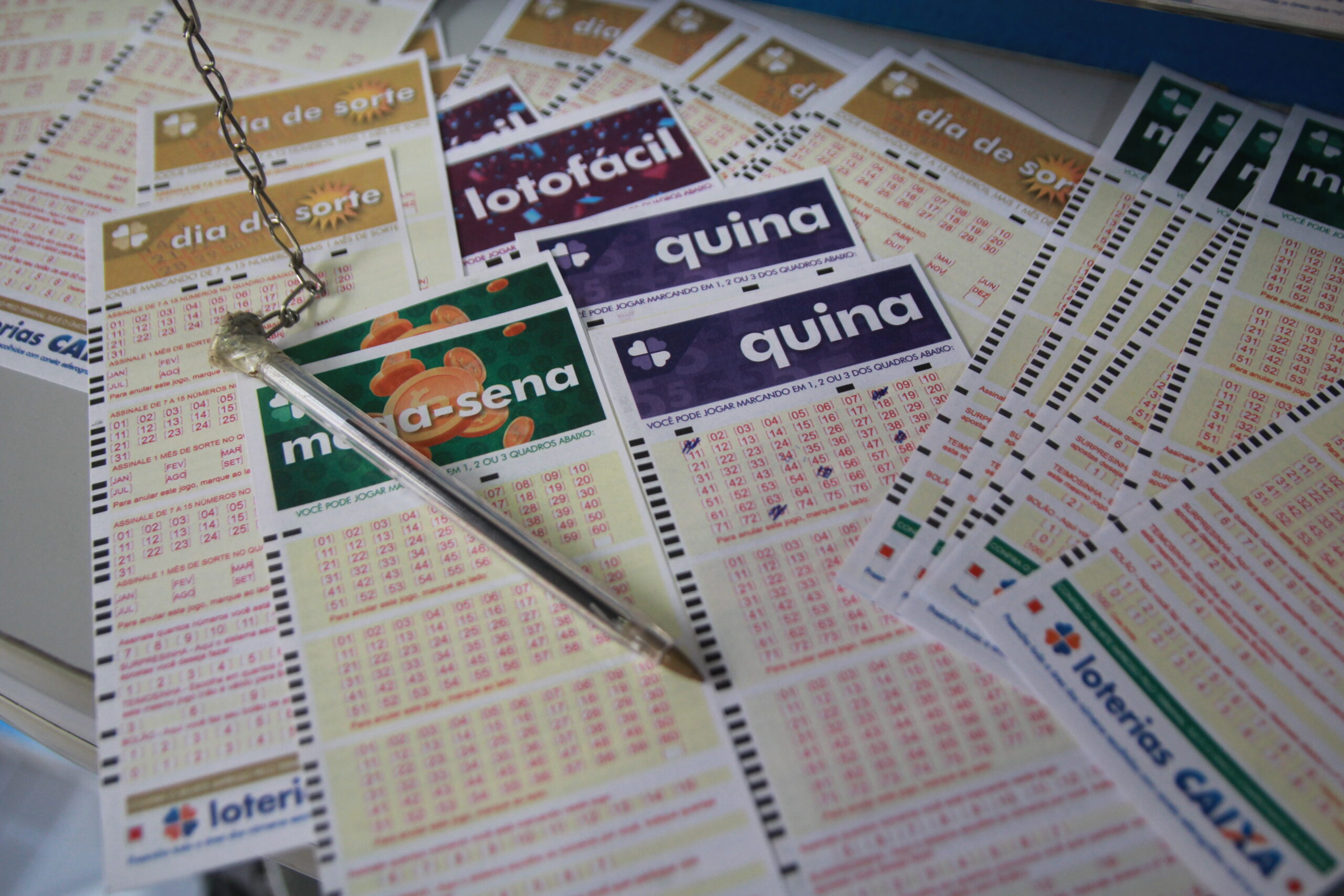 Loterias: confira o resultado da Mega-Sena 2410, Lotofácil 2326 e demais loterias de hoje (18/9)