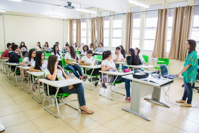 IFMG realiza seleção de professores substitutos
