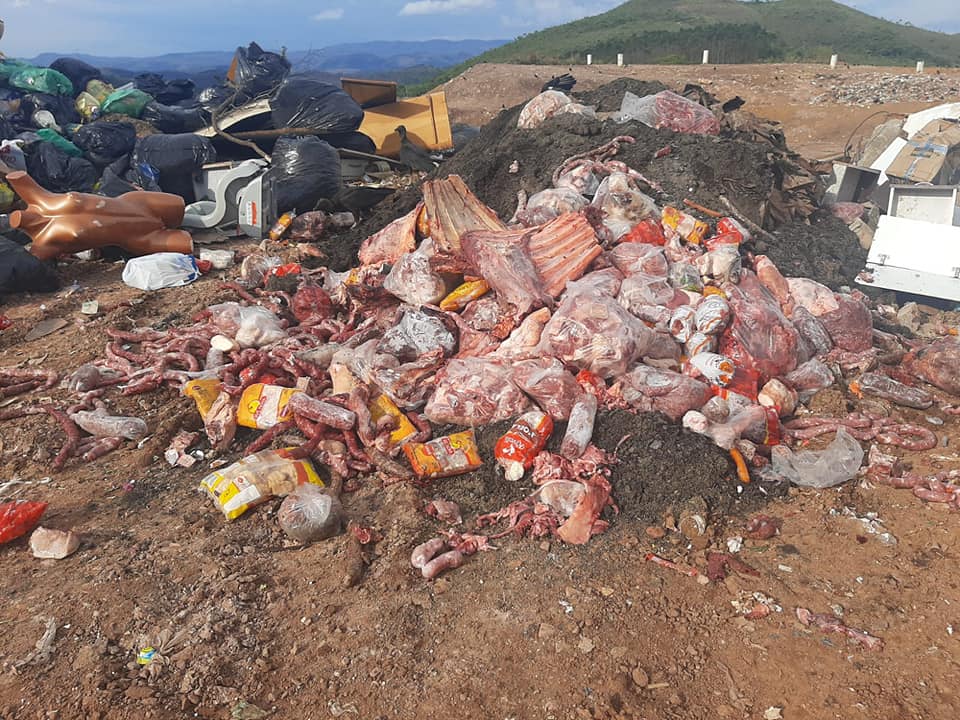 Vigilância Sanitária apreende 400 kg de carne vencida à venda em açougue de Itabirito