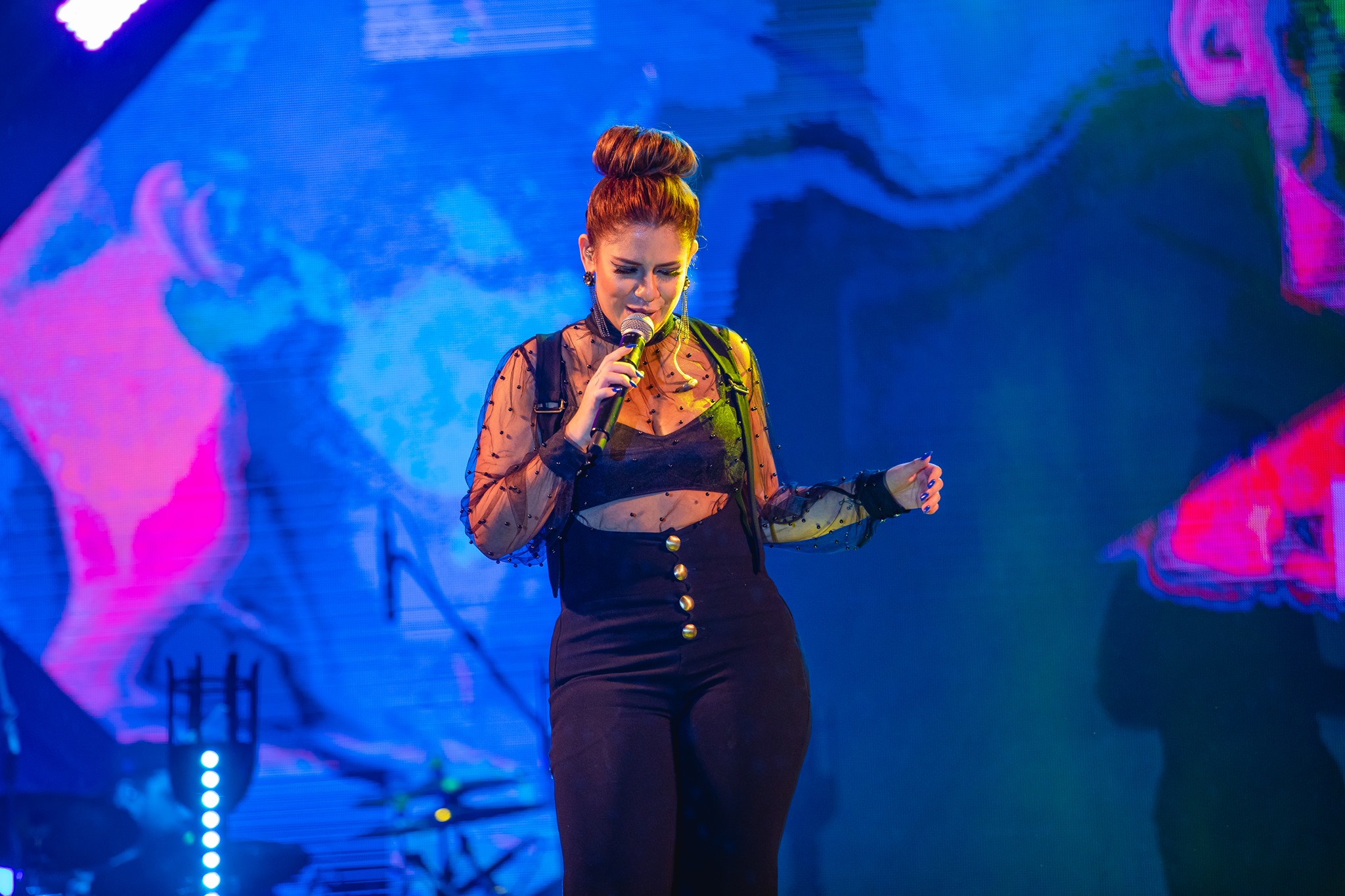 "Até você voltar" é a música composta por Marília Mendonça mais tocada nos últimos 10 anos