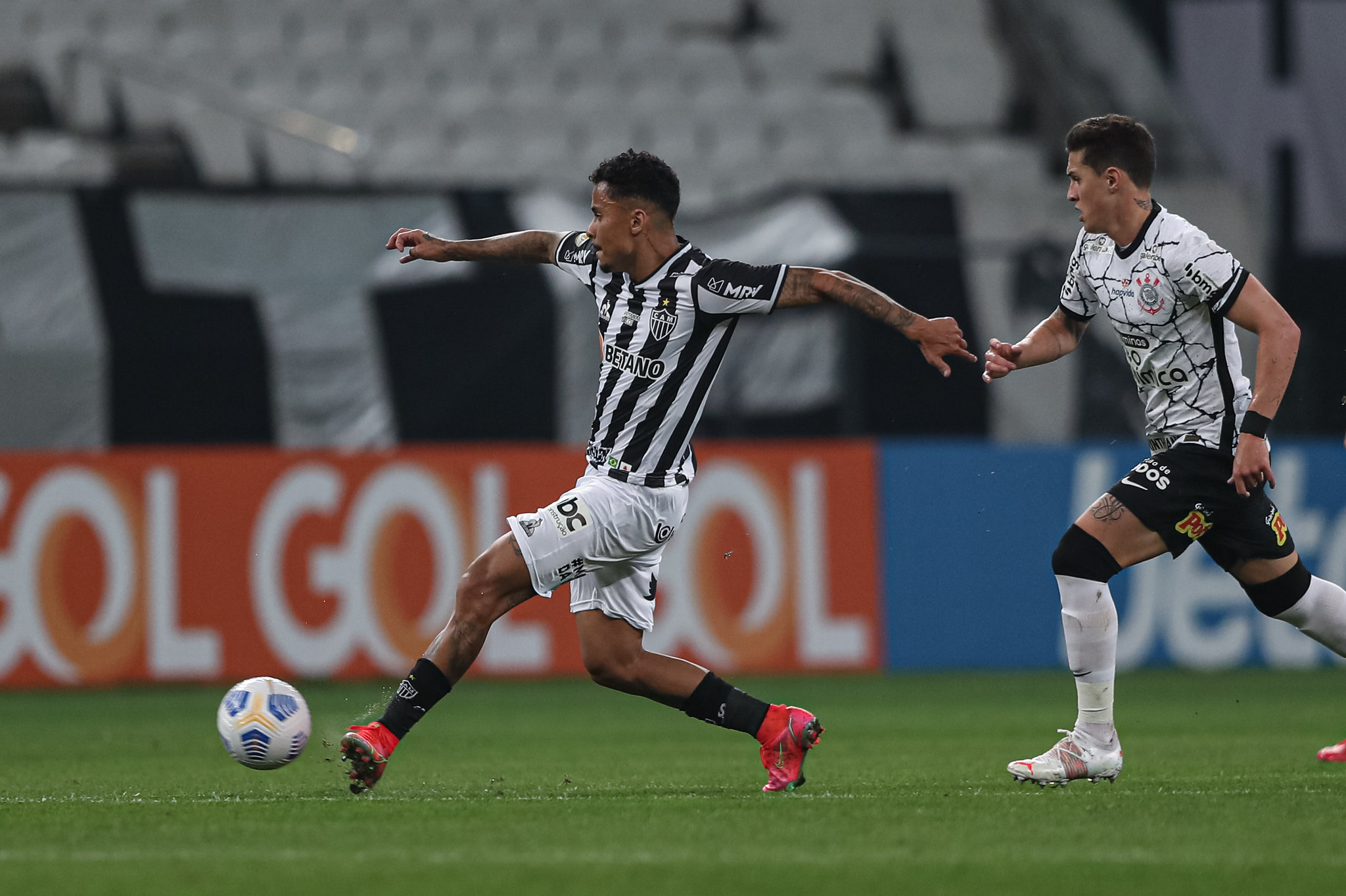 Atlético: com desfalques e dúvidas, saiba quem joga contra o Corinthians