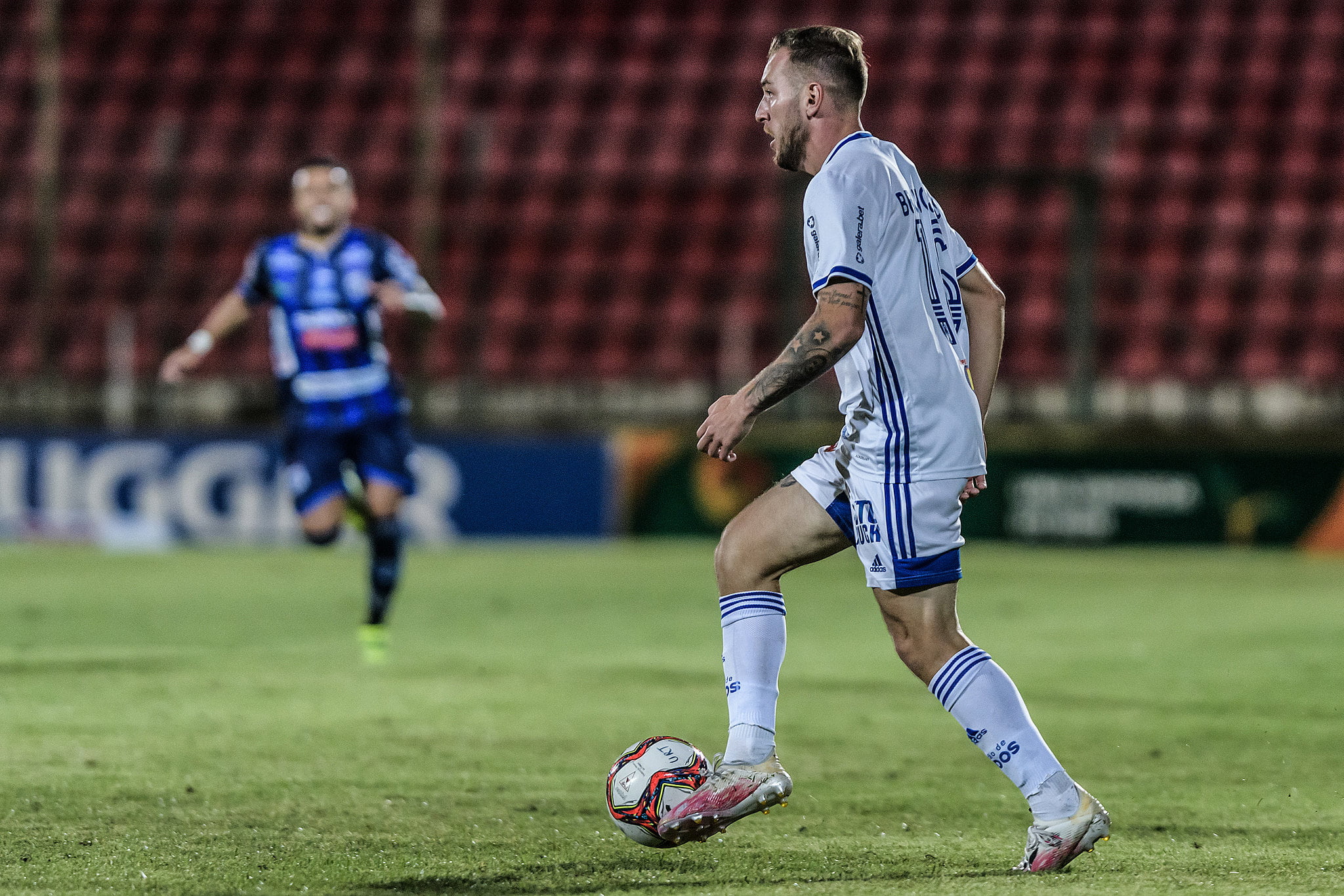 Cruzeiro inicia temporada buscando manter invencibilidade de 41 anos contra URT