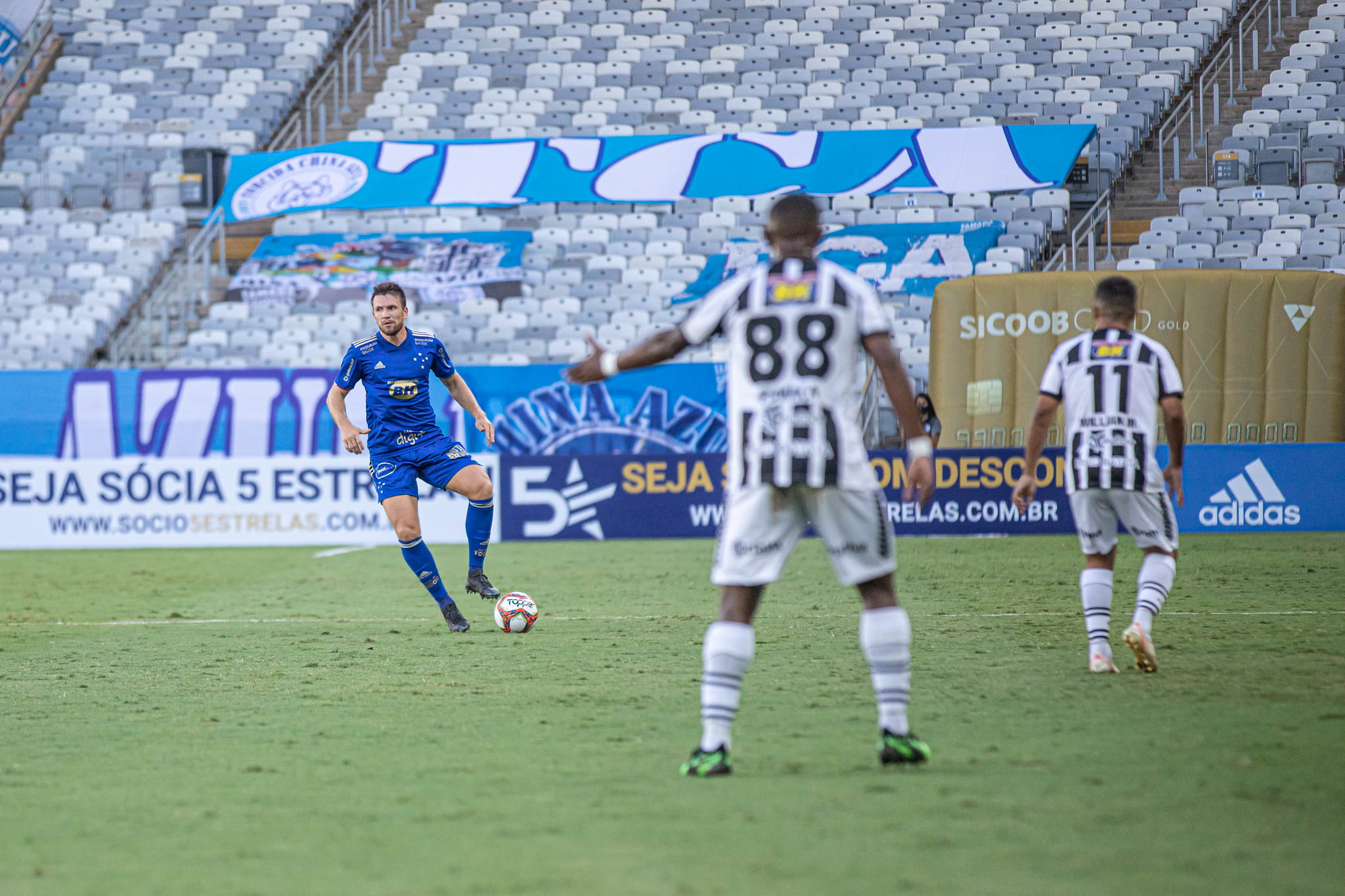 Com novidades, Cruzeiro enfrenta Athletic em São João Del Rei