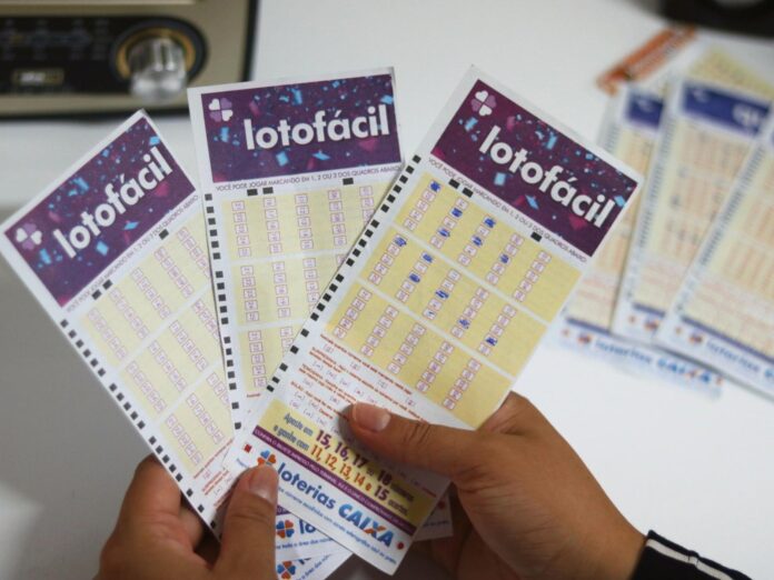 Veja o resultado da Lotofácil 2459 de hoje, sábado (26/02/22)