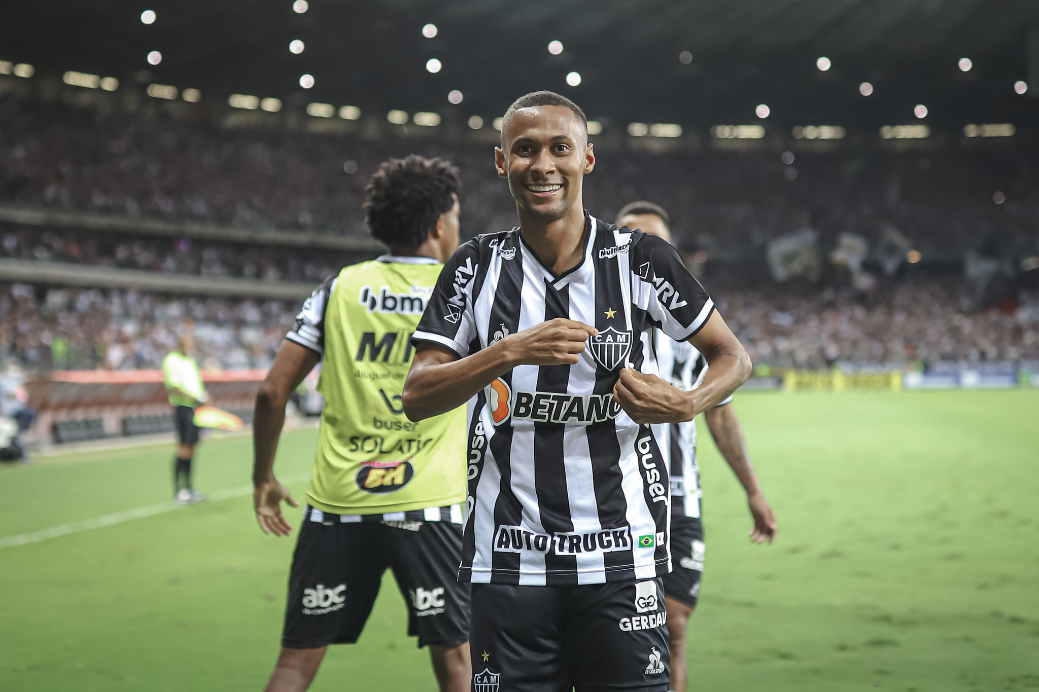 Atlético de azul? Clube quer manter mesmo nome e cores caso seja vendido ao City