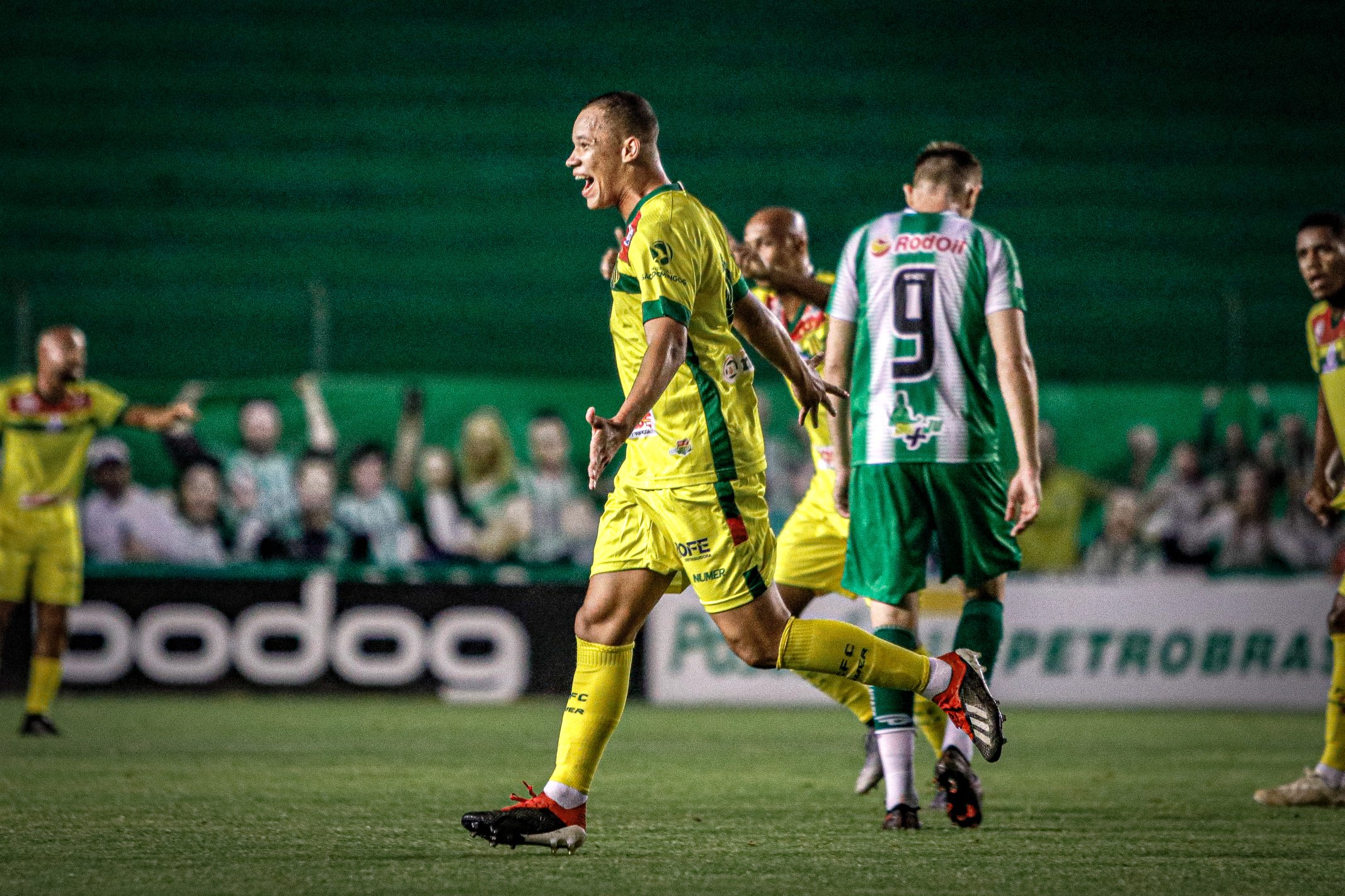 Cruzeiro pode ter artilheiros das duas últimas edições de Série B no elenco