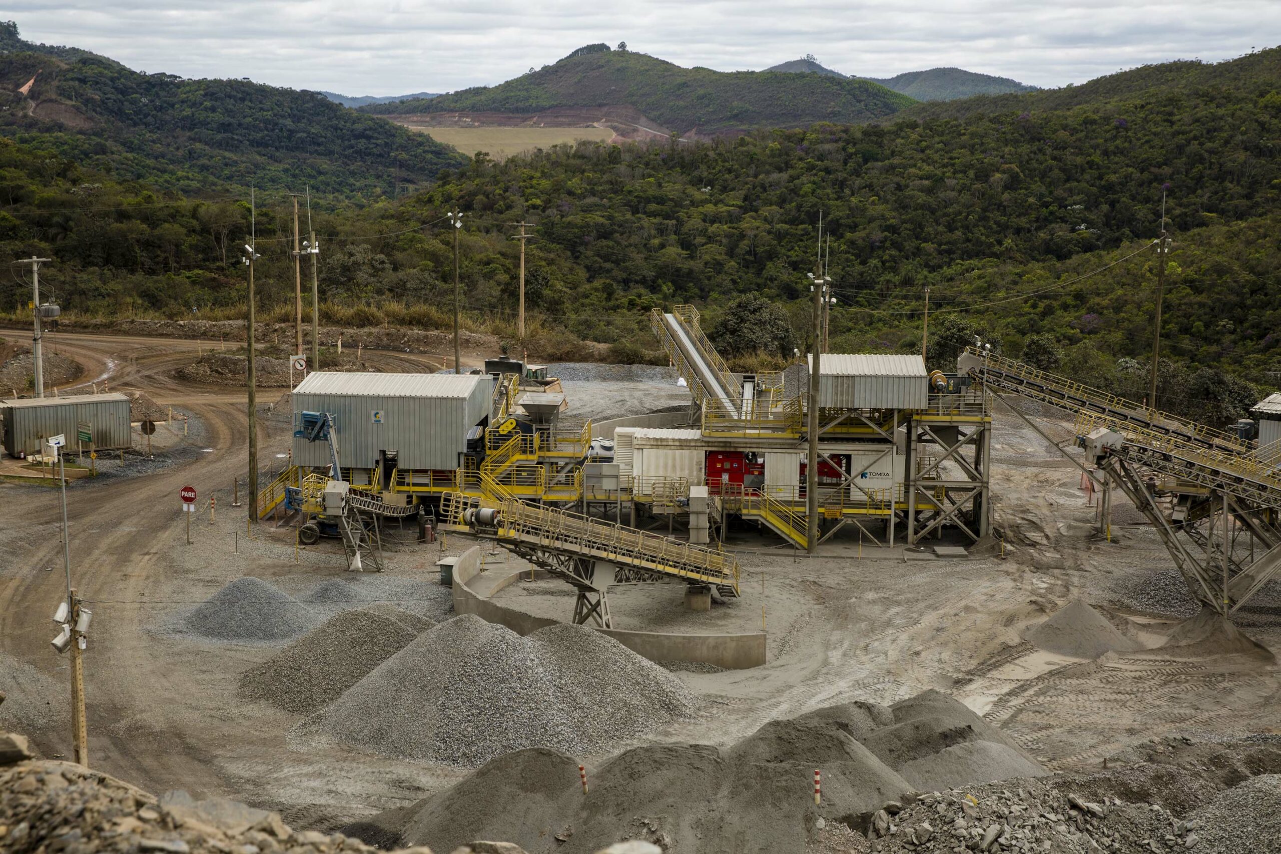 Mineradora está com inscrições abertas para cadastro de profissionais em MG