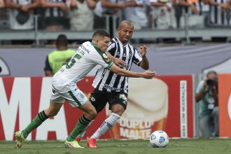 Atlético e América fazem clássico histórico pela Libertadores