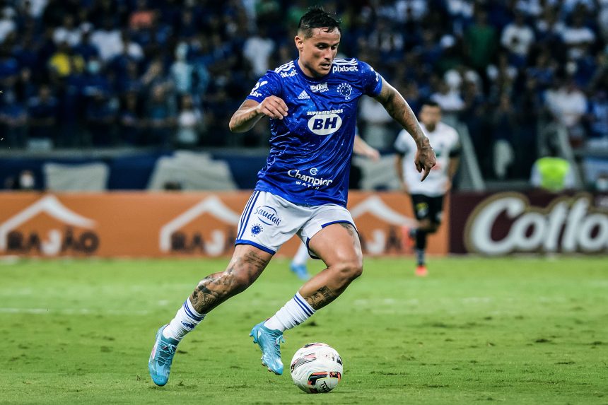 Edu é a grande aposta do Cruzeiro para vencer o Londrina