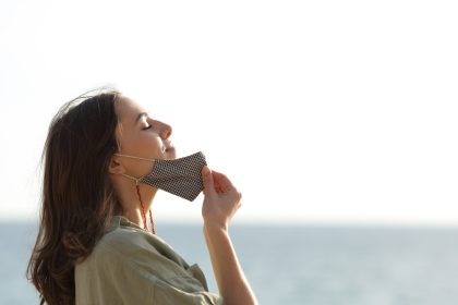 MG: Romeu Zema anuncia o fim do uso obrigatório de máscara em locais fechados a partir de 1º de maio