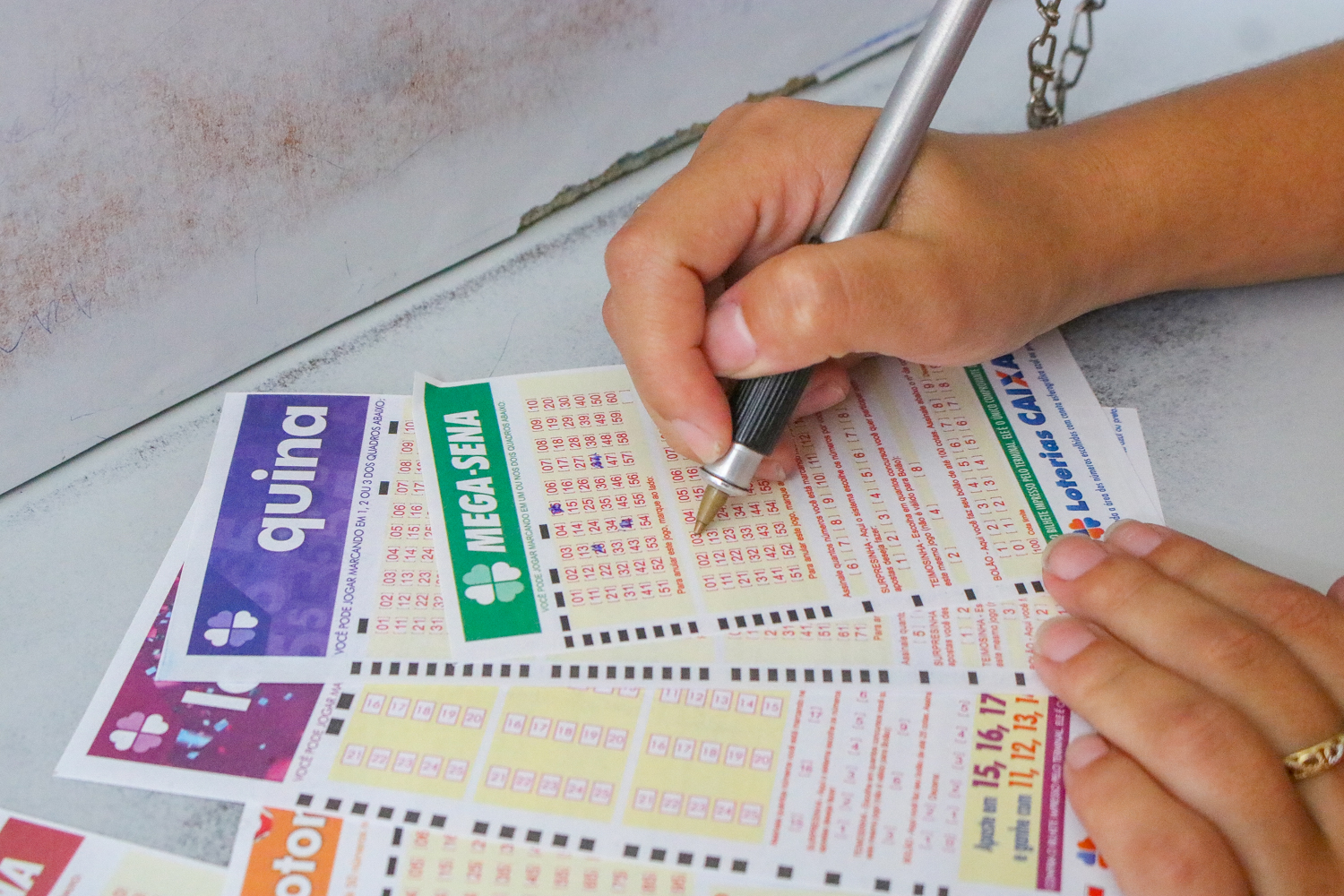 Oito apostas feitas em MG faturam R$ 71 mil na Mega-Sena 2492