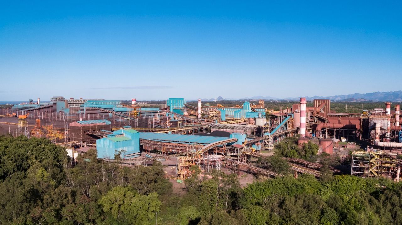 Samarco chega a 45 anos gerando 9 mil empregos