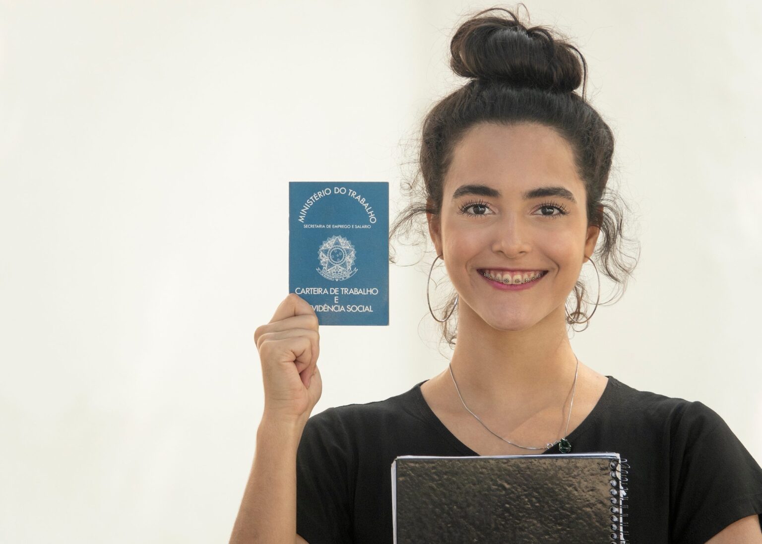 Prefeitura da capital seleciona estagiários de vários cursos