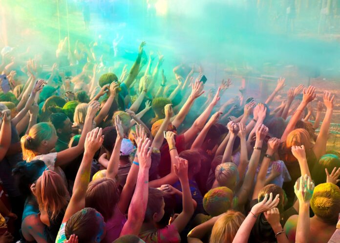 Horóscopo revela festividades para este sábado, 17; veja o seu!