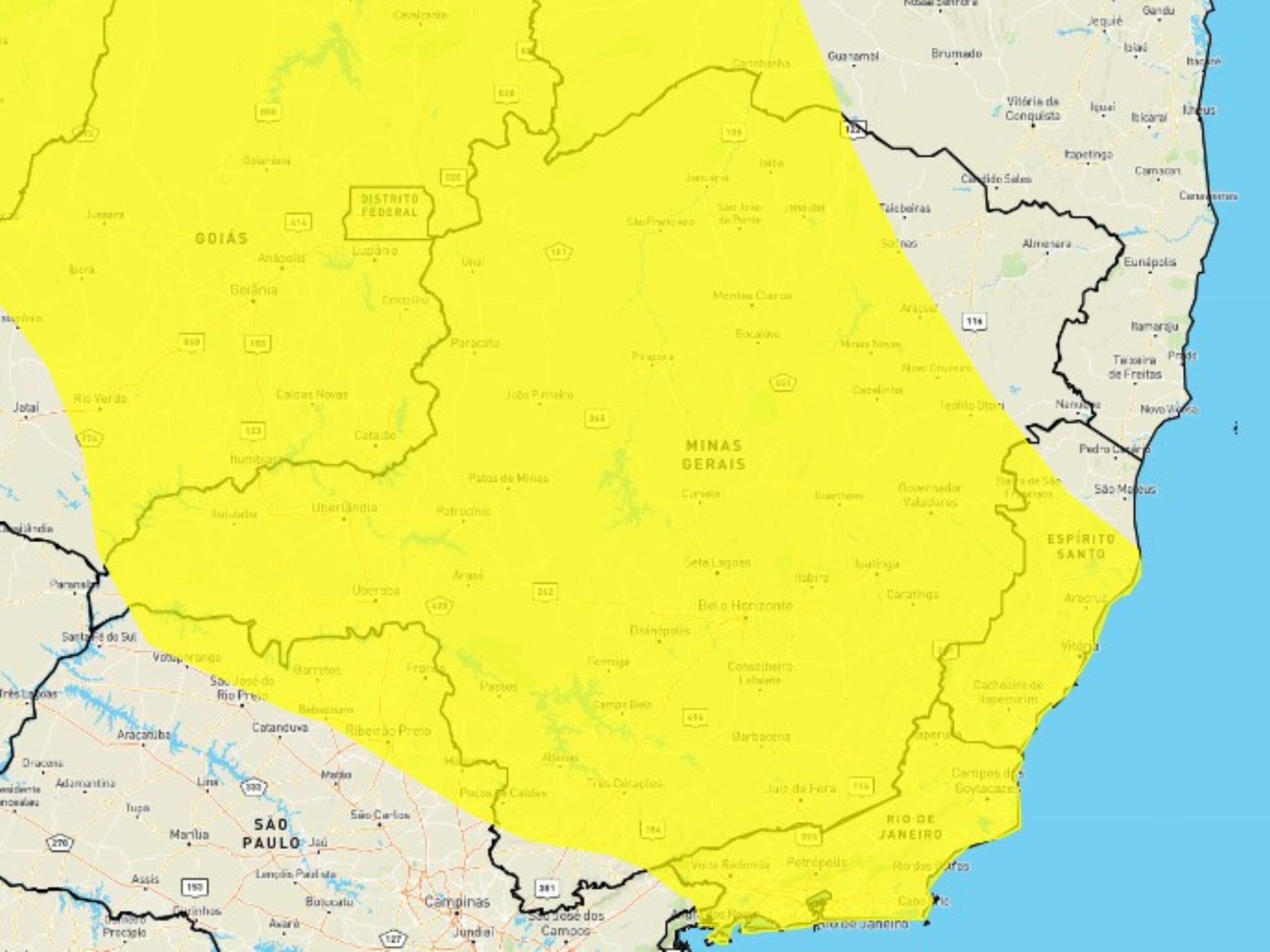 Quase todo o estado de Minas Gerais está sob alerta de chuvas intensas na véspera de feriado