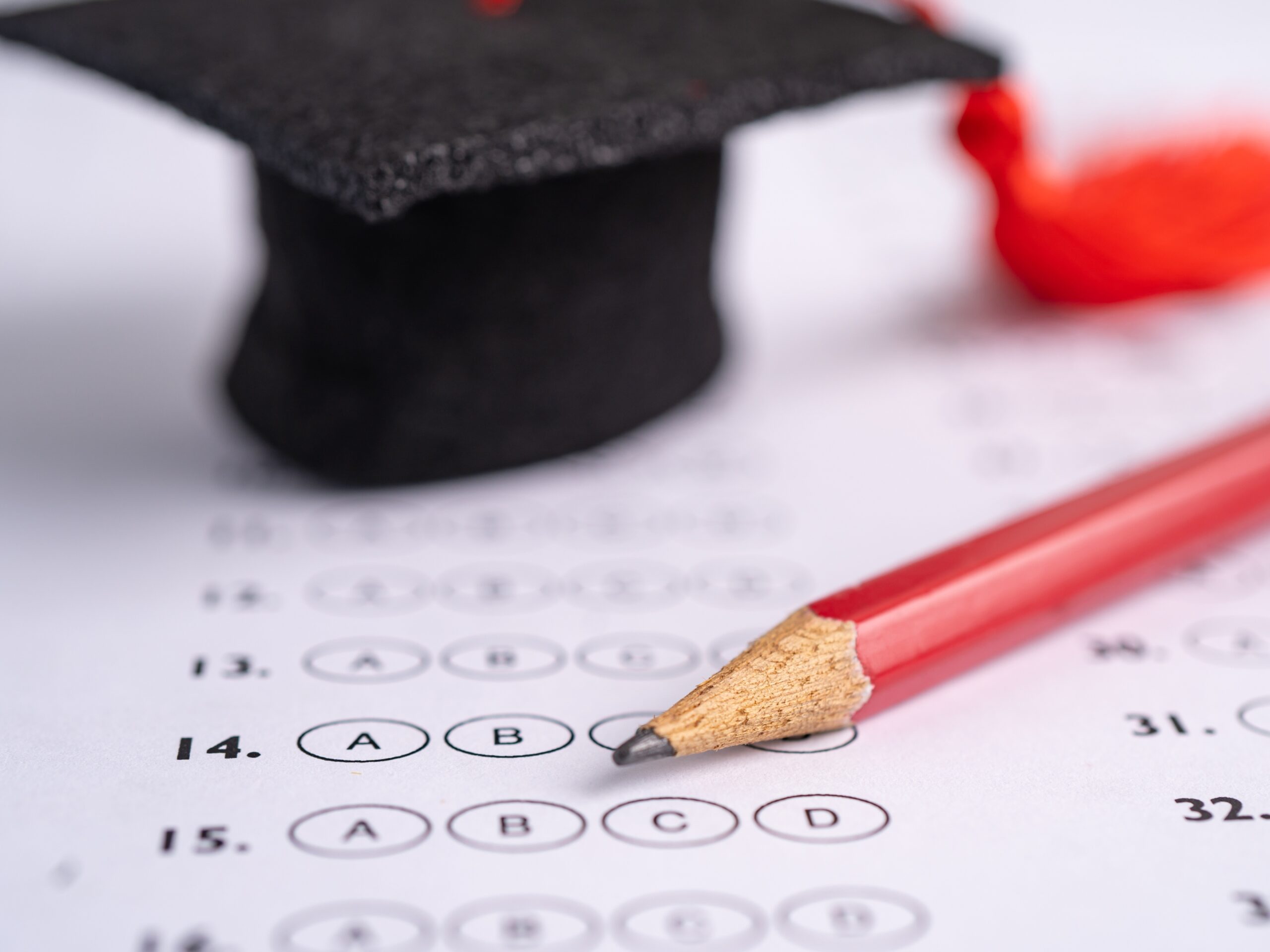 Concurso da Receita Federal com 699 vagas abre inscrições nesta segunda (12/12)