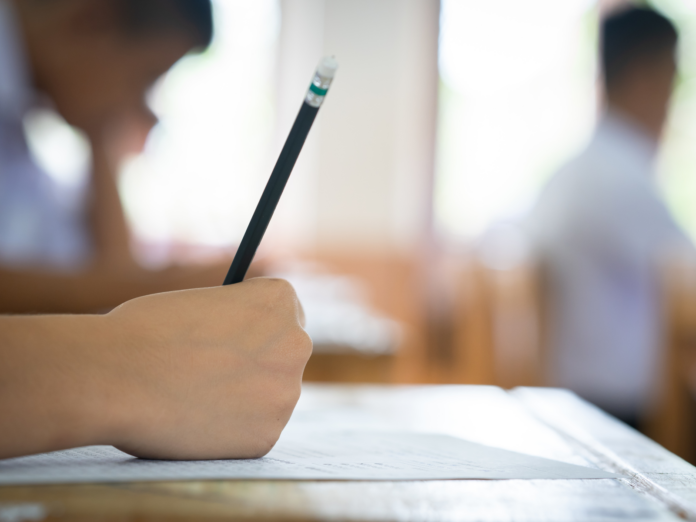 Vagas de cinco concursos públicos em Minas Gerais