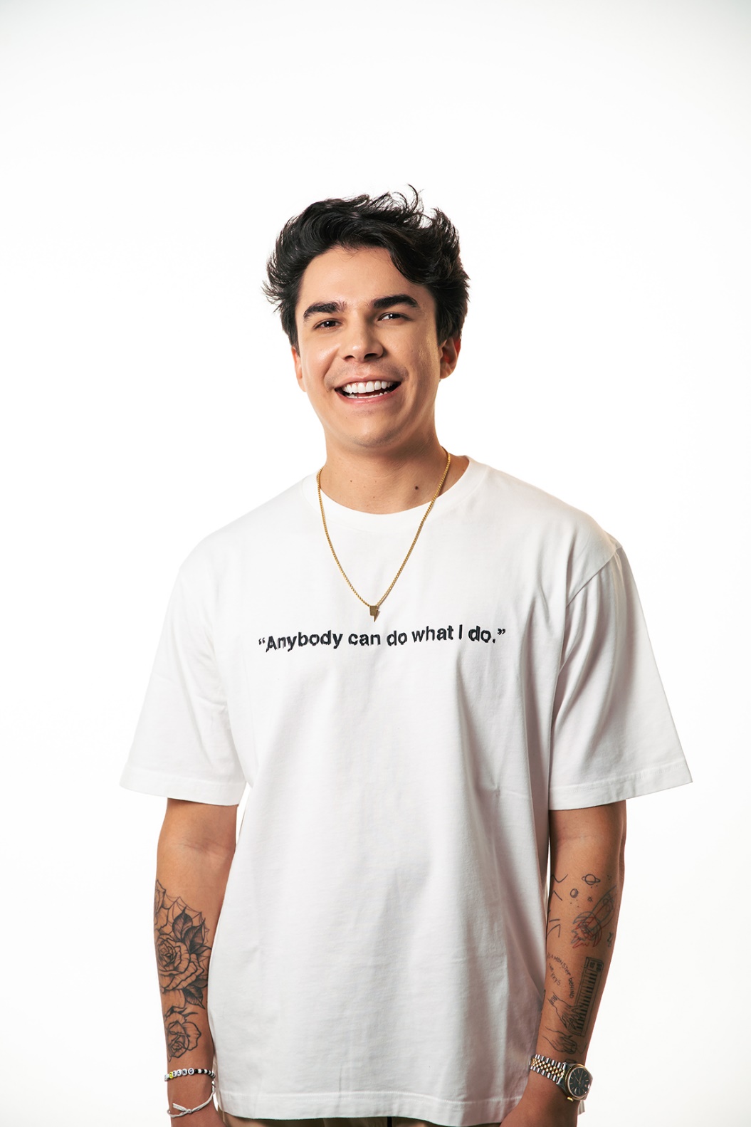 DJ KVSH divulga agenda de shows da nova turnê e mostra o poder da mistura de ritmos