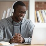 15 sites para fazer cursos online gratuitos para aprimoramento profissional