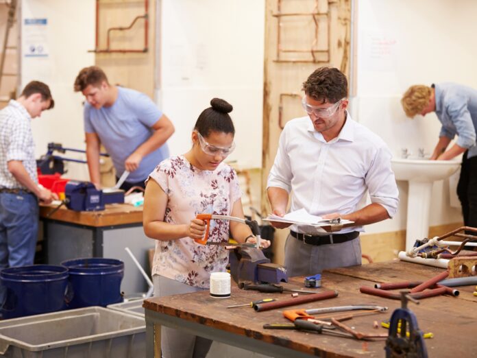 A importância da qualificação para o exercício do trabalho