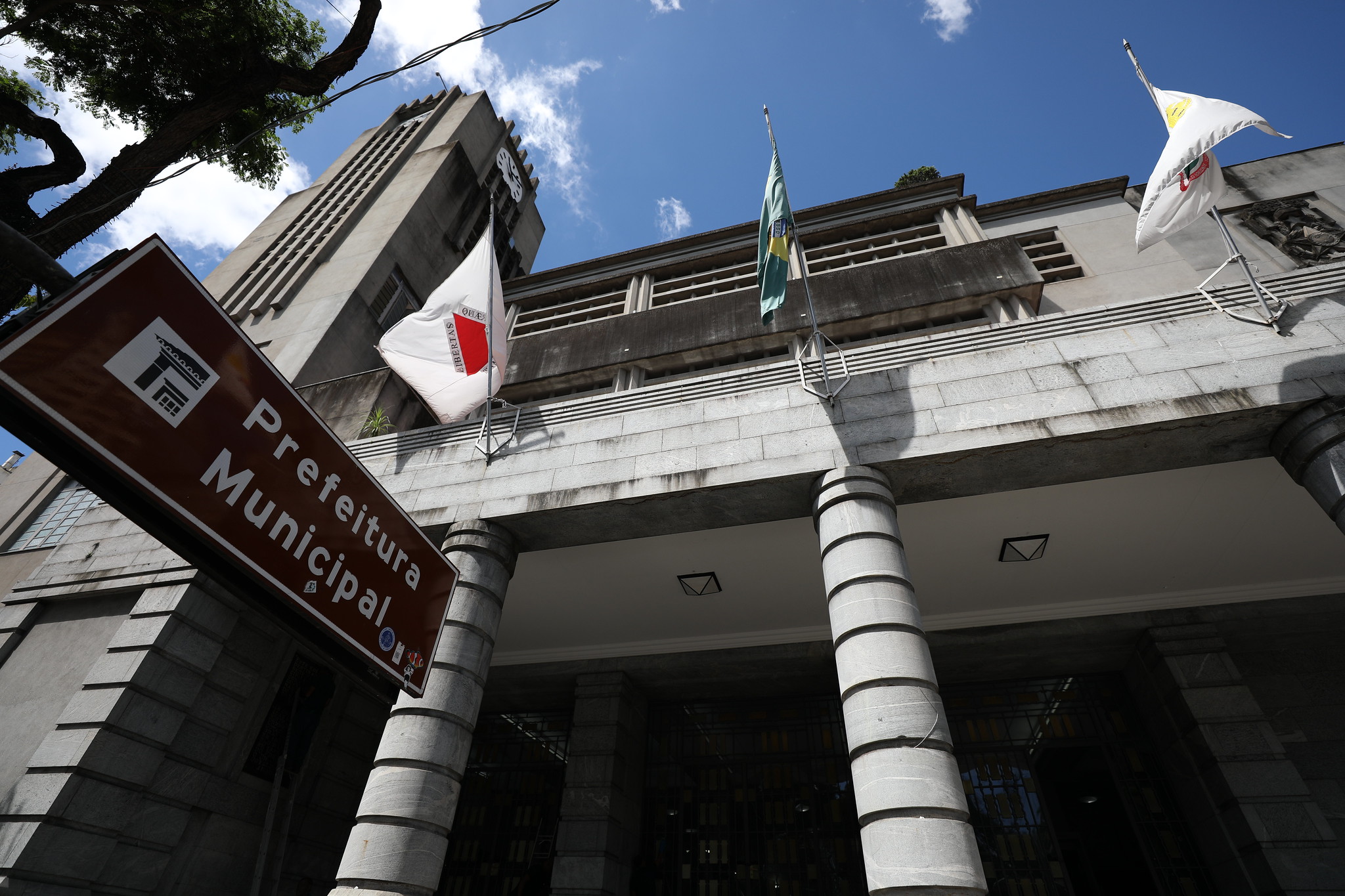 Prefeitura de BH realiza dois novos processos seletivos