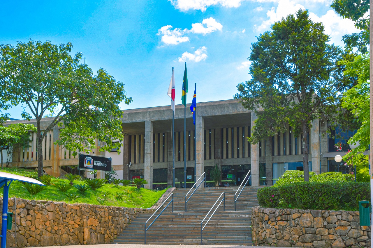 Prefeitura de Itabirito realiza processo de seleção de estagiários com 59 vagas