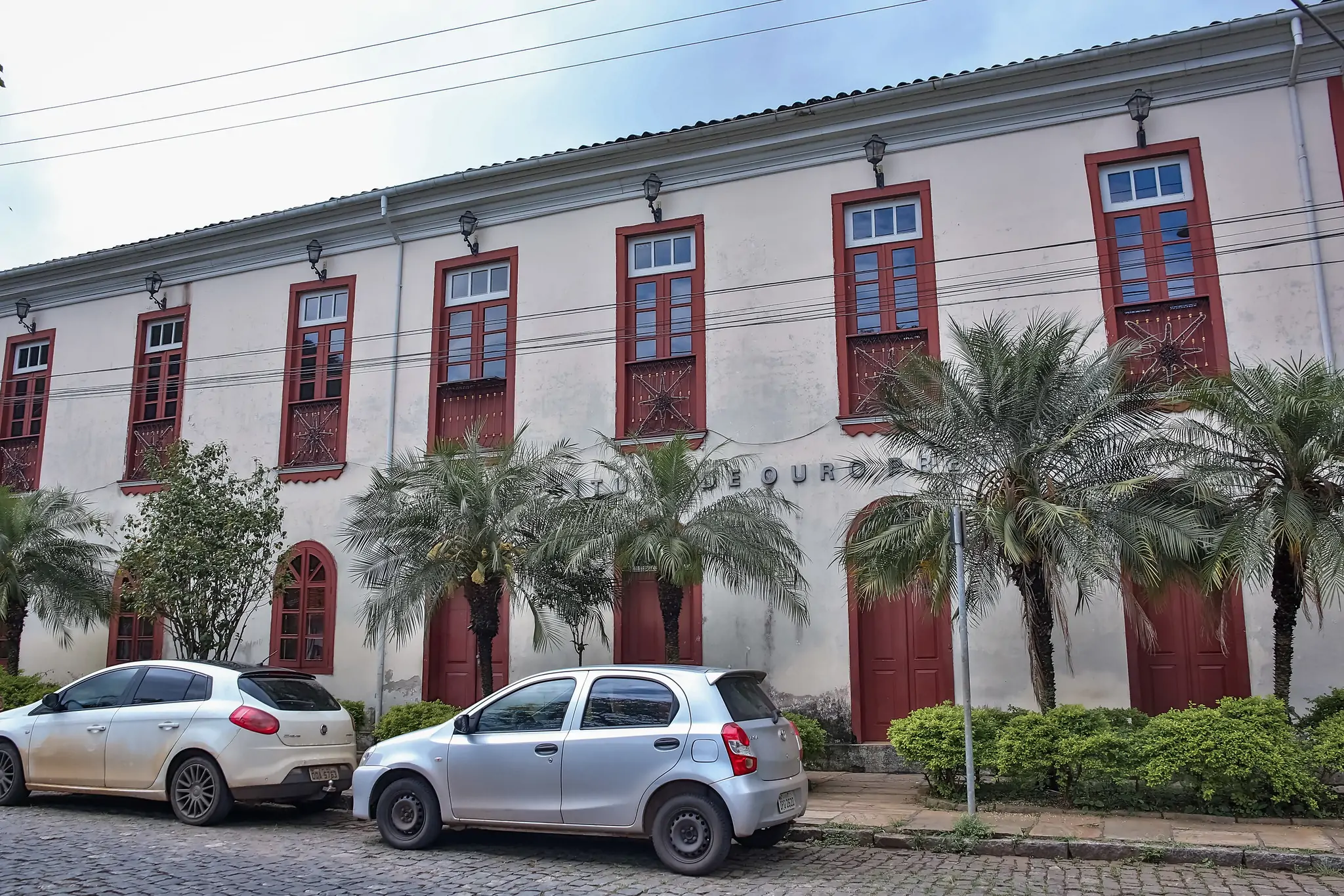 Prefeitura de Ouro Preto deve explicações claras do porquê de toda balbúrdia envolvendo gravação do DVD de Dilsinho