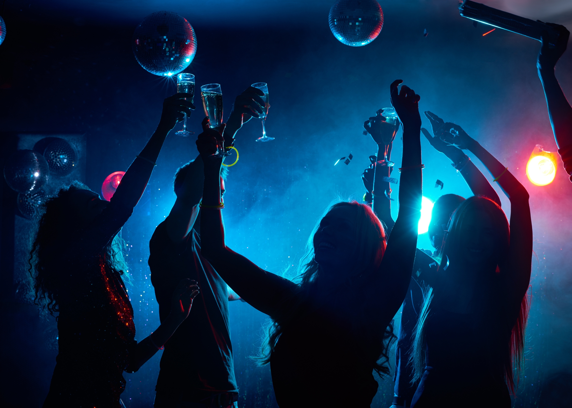 3 signos do zodíaco que mais gostam de 