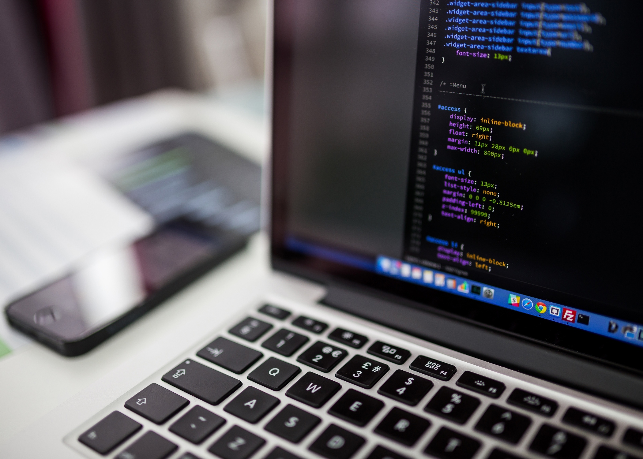 7 cursos gratuitos para celebrar o mês do programador