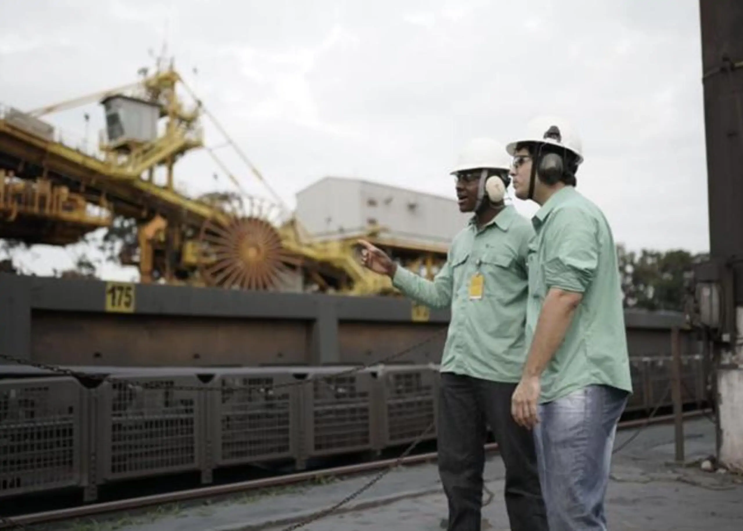 Vale inicia segunda quinzena de setembro com mais de 130 vagas de emprego