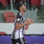 Vingança contra Coudet? Alvinegros reagem à vitória do Atlético