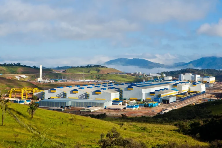 Grupo Vallourec anuncia abertura de diversas vagas de emprego em Minas Gerais e Espírito Santo