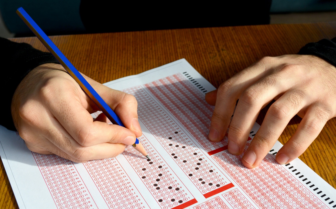 Prefeitura em MG anuncia concurso público com 98 vagas