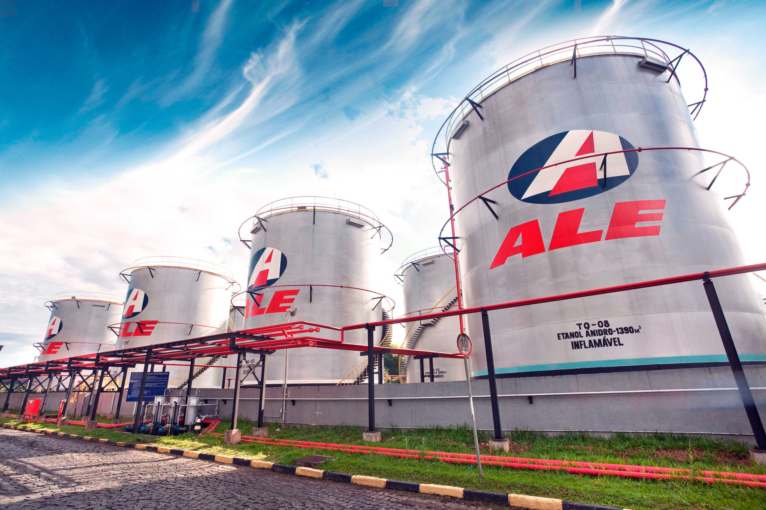 ALE Combustíveis contrata profissionais, estagiários e aprendizes para atuação em Minas Gerais, Rio Grande do Norte e Santa Catarina