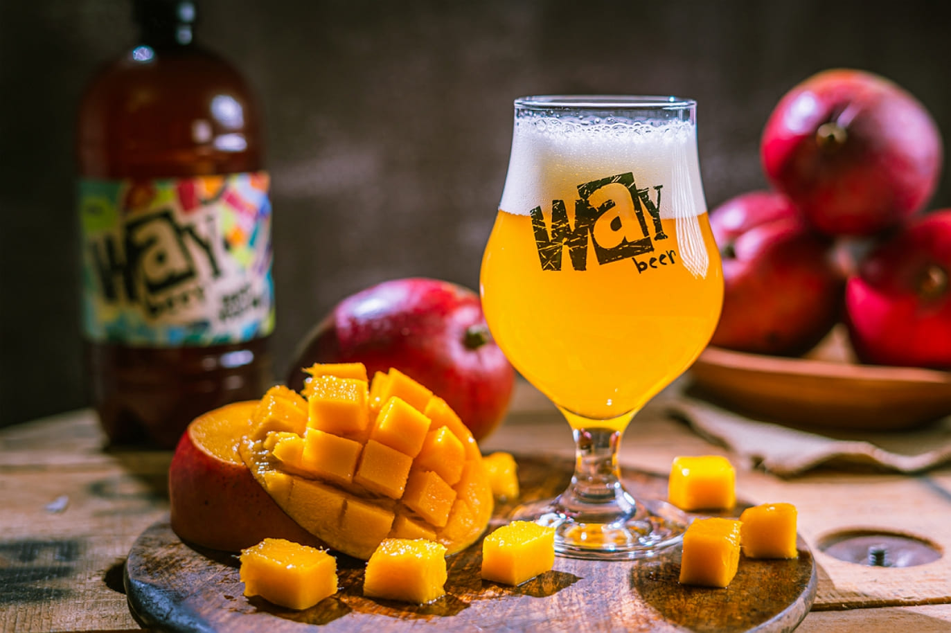 Tendência: verão 2024 será brindado com cervejas frutadas