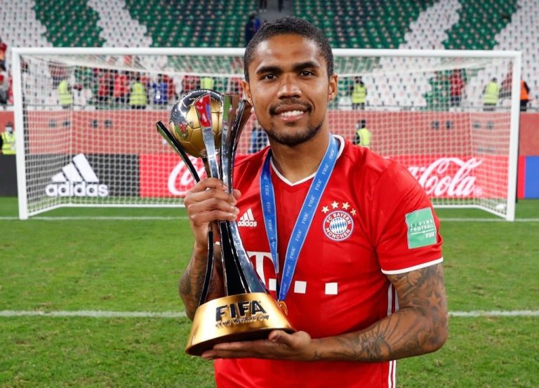 Douglas Costa em pauta no Cruzeiro?