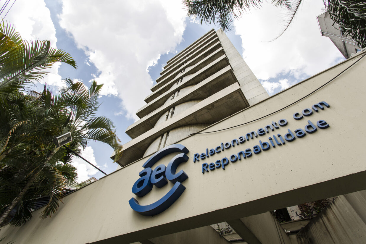 AeC oferece 550 vagas de emprego em Belo Horizonte