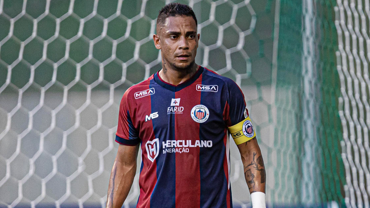 Capitão do Itabirito, Bryan valoriza goleada no primeiro jogo das semis, mas prega foco por vaga na decisão do Troféu Inconfidência