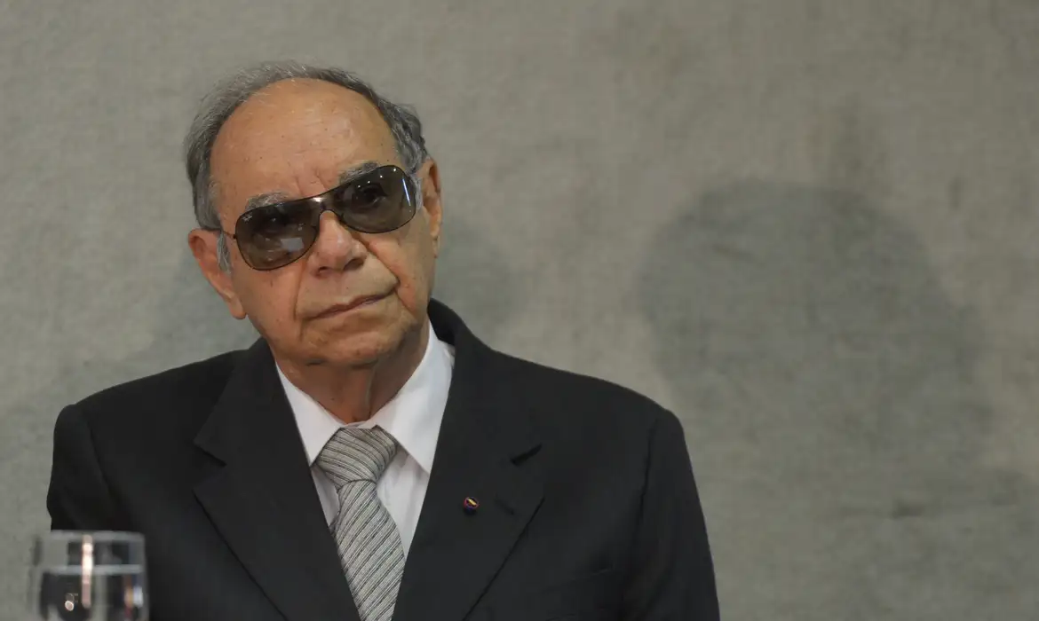 Justa Causa confirmada: tribunal confirma dispensa de empregado que usou camisa ‘USTRA VIVE’