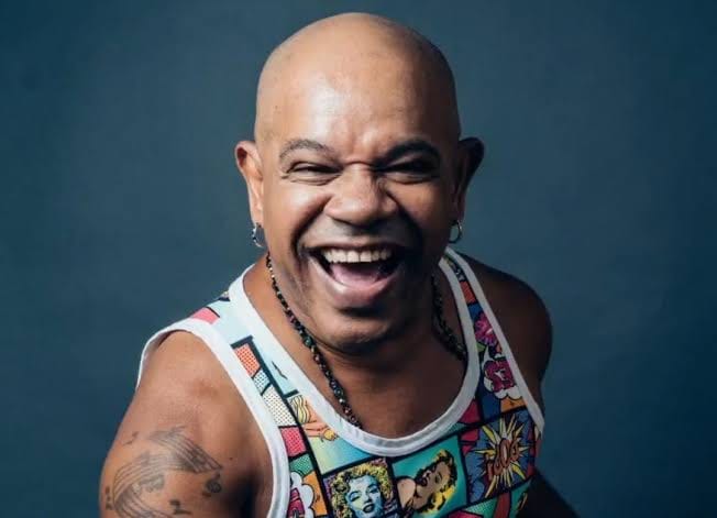 É hoje! Reinaldinho anima o pré-carnaval de Itabirito com clássicos do axé