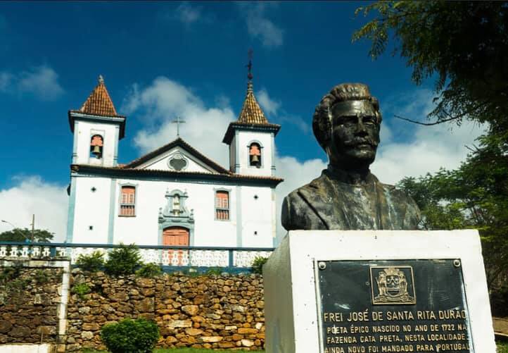 Santa Rita Durão celebra 307 anos com programação especial e shows gratuitos
