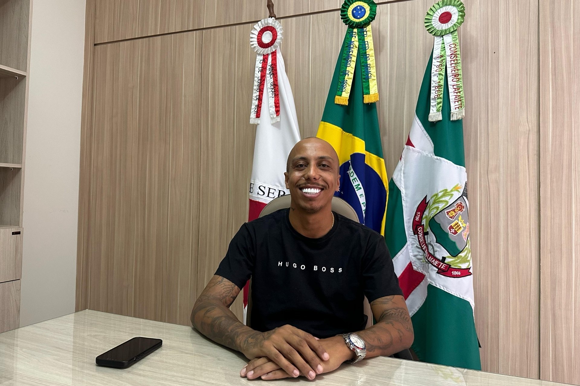 Presidente da Câmara de Lafaiete, Elivelton Jayme denuncia problemas em obras realizadas pelo governo anterior