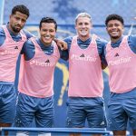 Zagueiro do Cruzeiro passa por cirurgia no joelho e desfalcará time por toda temporada