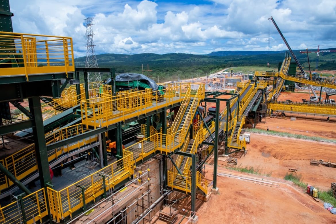 Sigma Lithium: 39 vagas de emprego nas cidades de Itinga e Araçuaí, no Vale do Jequitinhonha