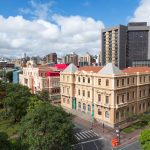 Praça da Liberdade vai ganhar murais com obras de artistas indígenas