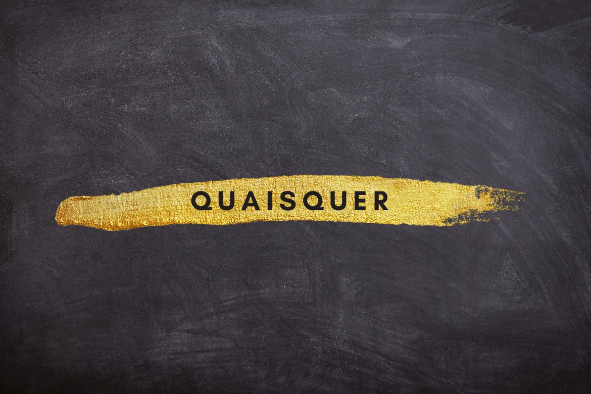 A singularidade da única palavra da língua portuguesa que tem o plural no meio