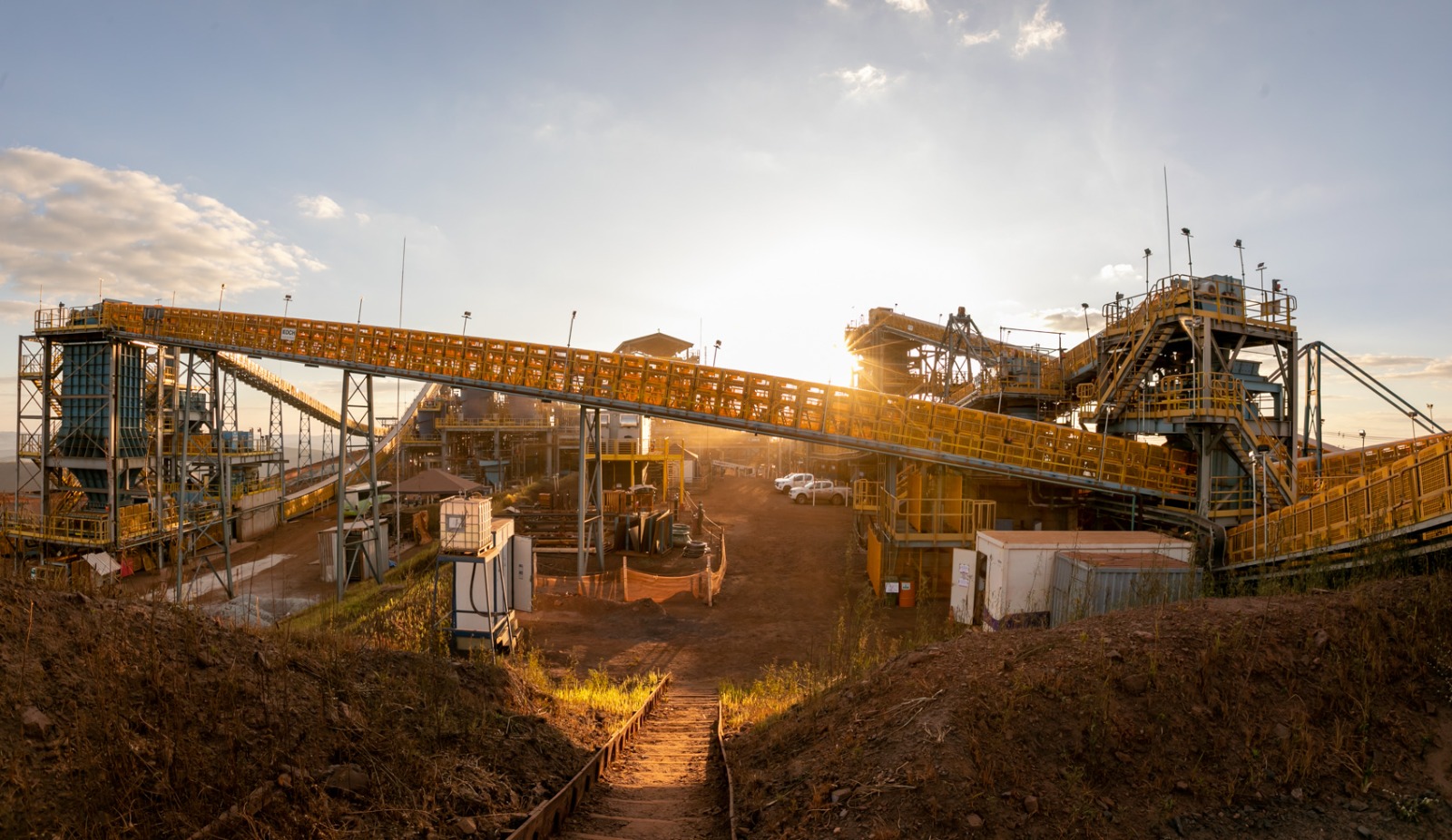 Mineradora Morro do Ipê oferece vagas de emprego em Minas Gerais