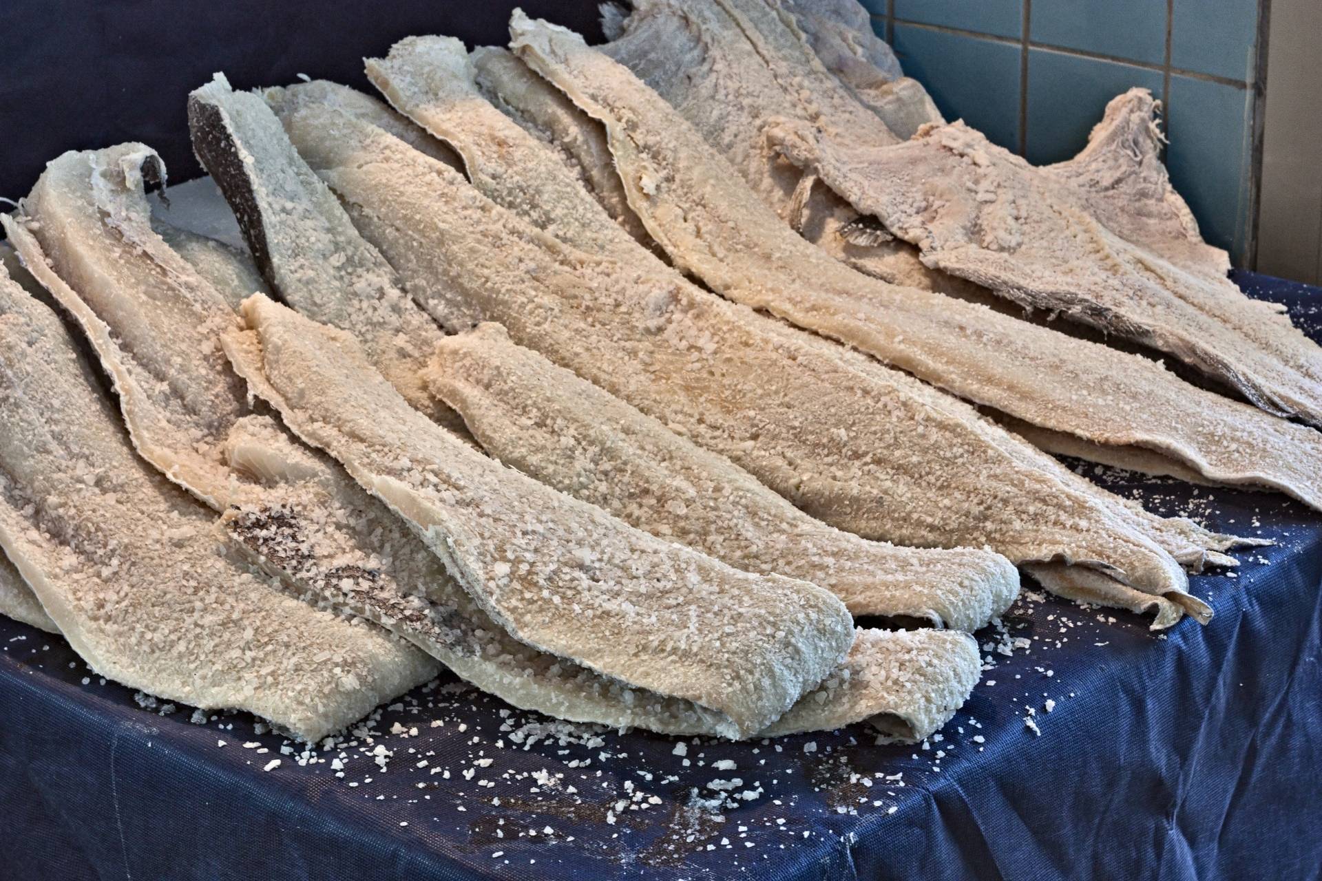 Bacalhau, camarão e outros pescados têm alta variação de preços