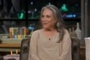 Regina Duarte fala sobre carreira e reconciliação com a Globo em entrevista ao ‘Conversa com Bial’